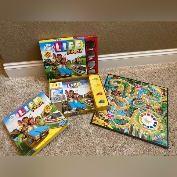 Hasbro Life Board Game, Junior Edition. Excellent Condition and Complete Set. - Picture 3 of 5